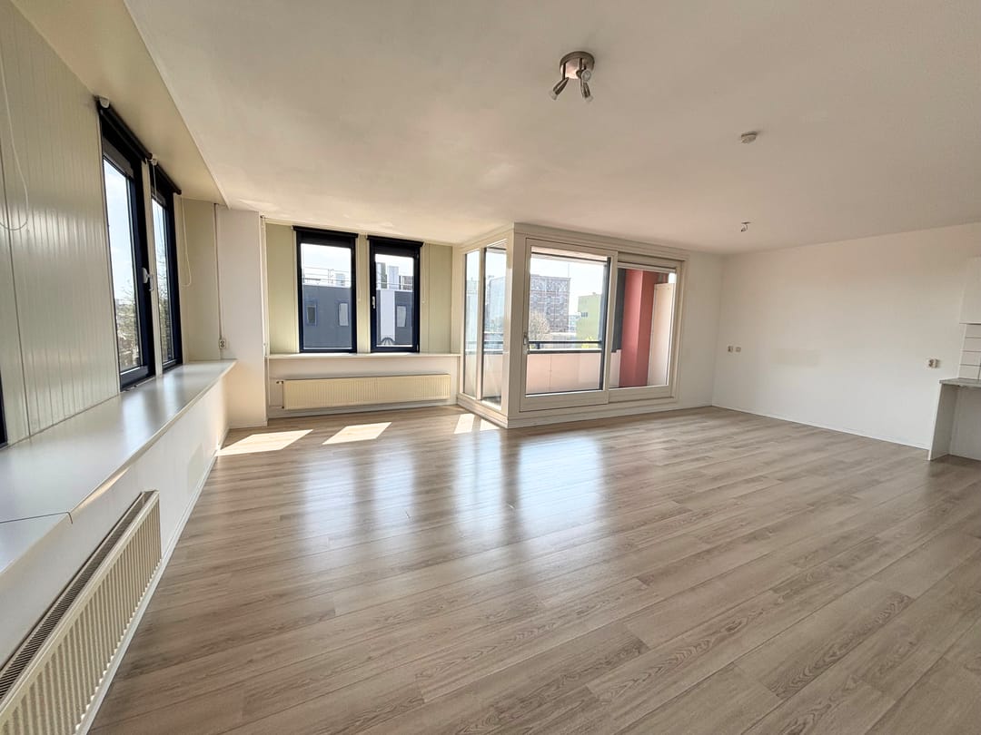 Photo 2 of Oostzijde 187