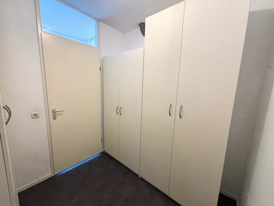 Photo 13 of Oostzijde 187