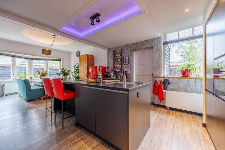 Foto 16 van Molenstraat 68