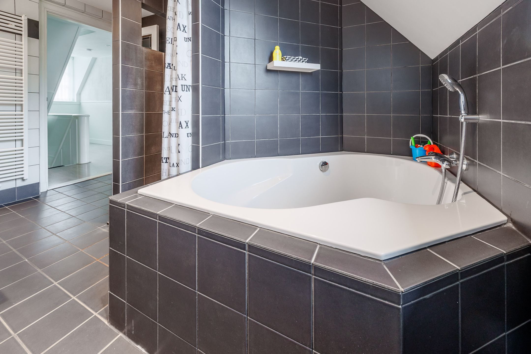 Foto 42 van Molenstraat 68