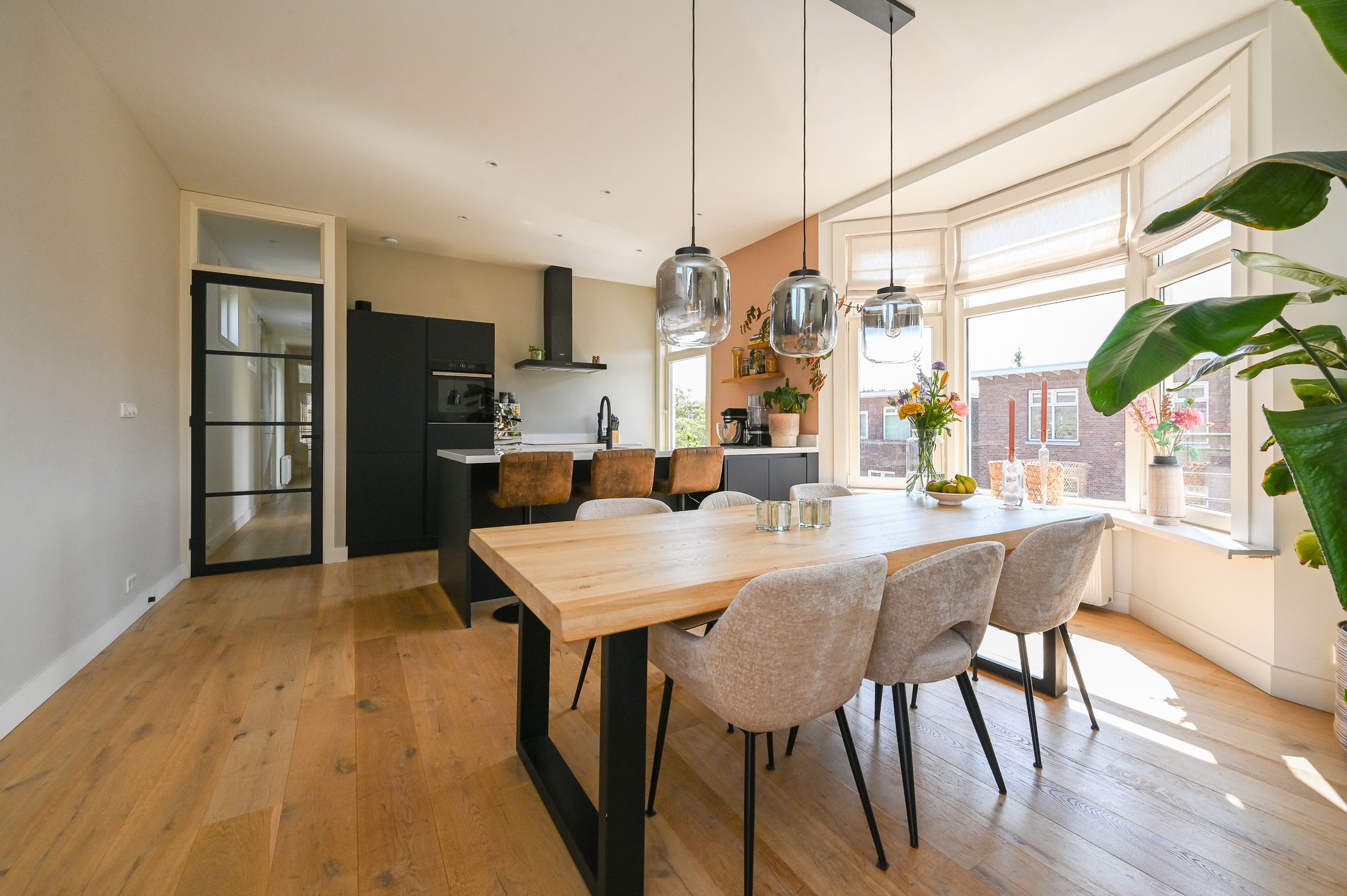 Foto 15 van van Egmondestraat 2