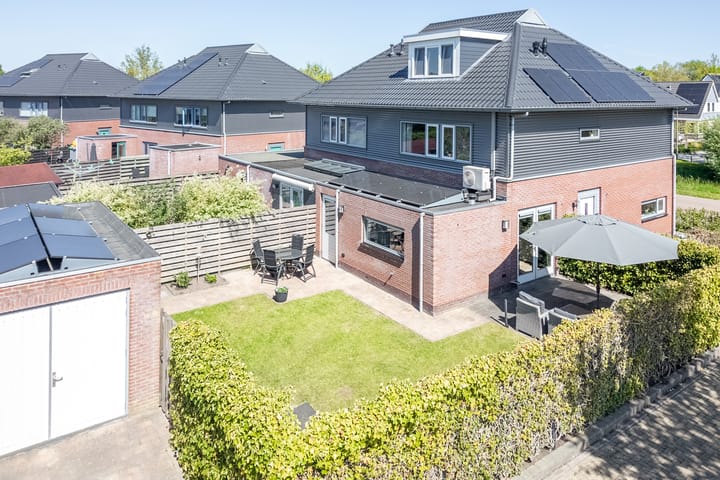 Foto 2 van Gentiaan 39