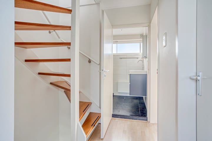 Foto 32 van van Assendelftstraat 9