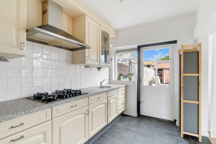 Foto 8 van Bilderdijkstraat 3