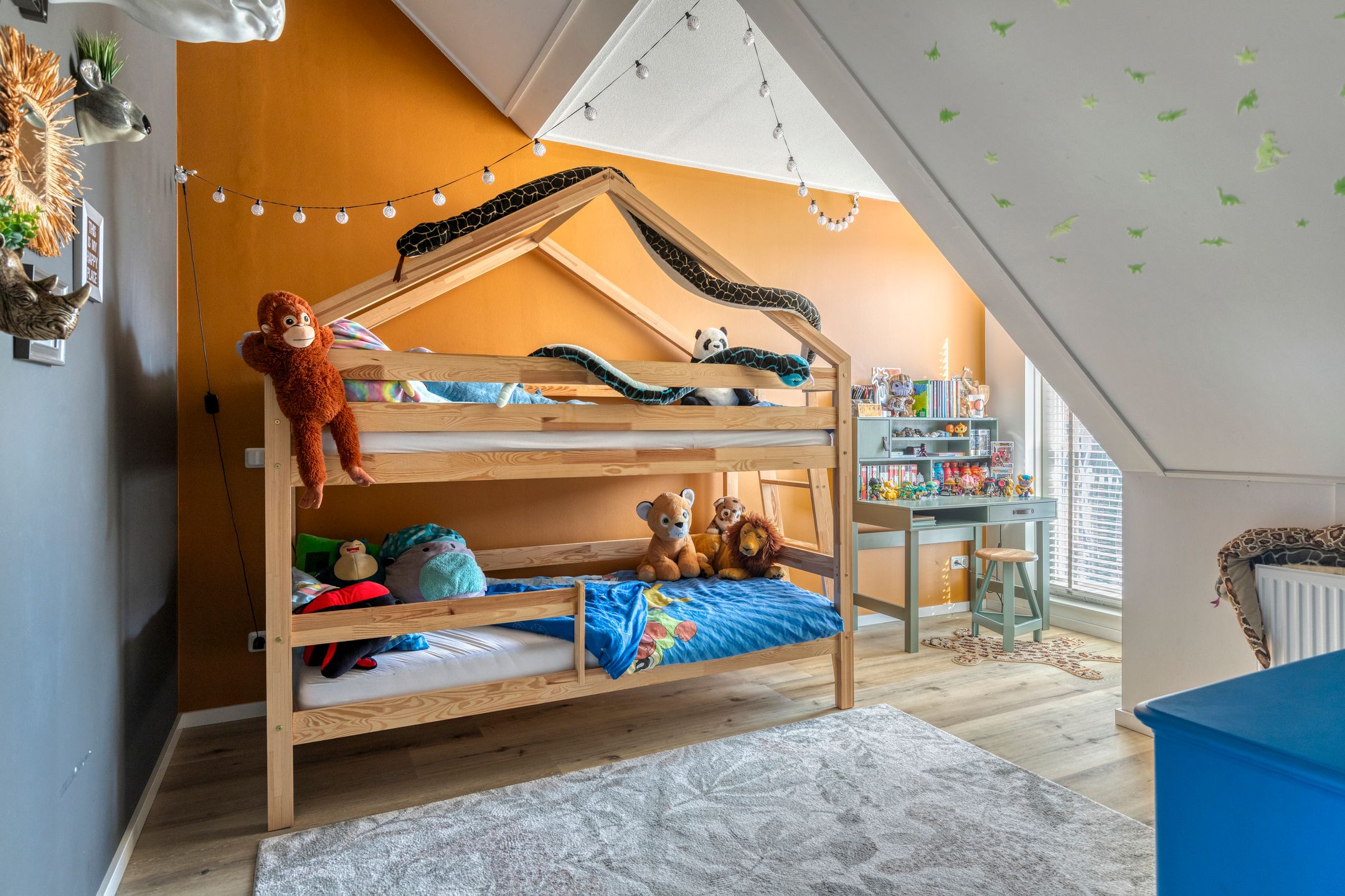 Foto 24 van Santrijnhof 4