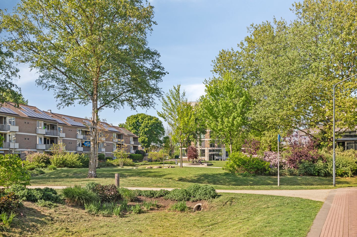 Foto 35 van Santrijnhof 4