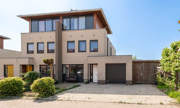 Foto 1 van Buizerdstraat 8