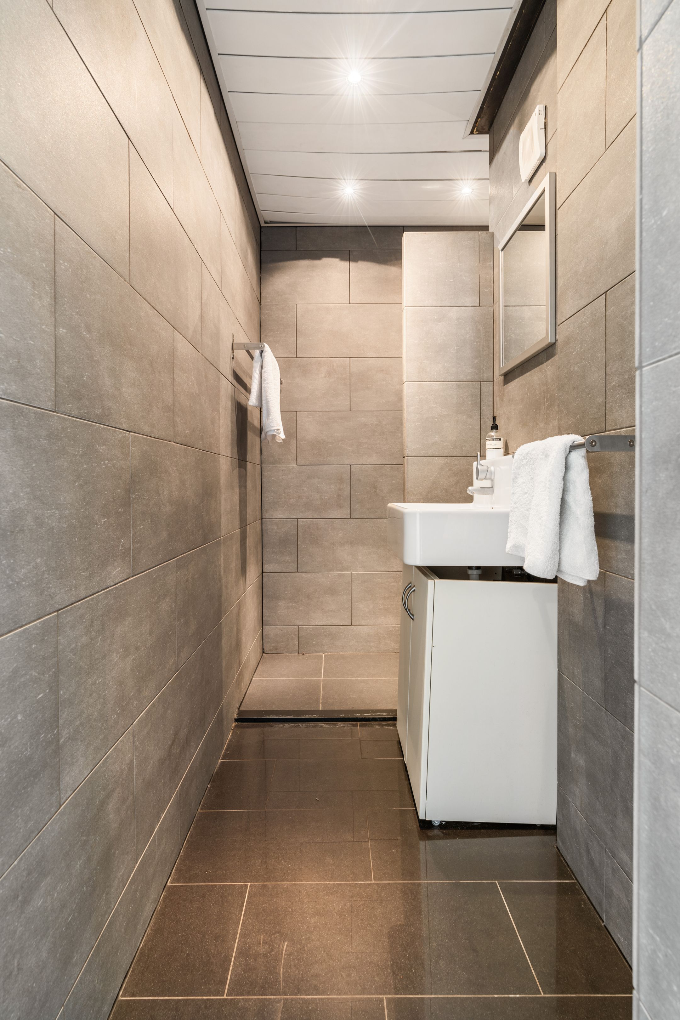 Photo 30 of Frieslandstraat 147