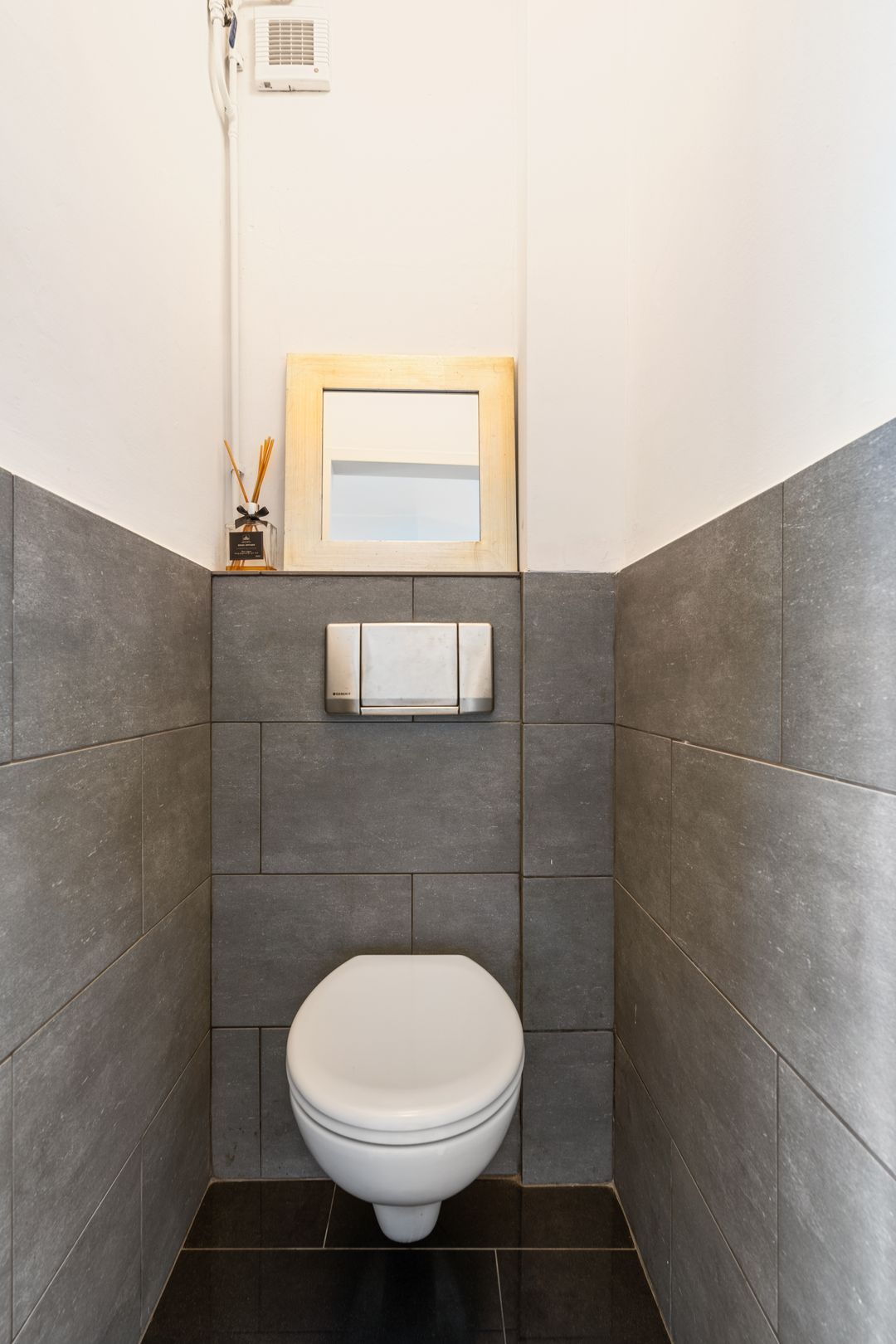 Photo 32 of Frieslandstraat 147