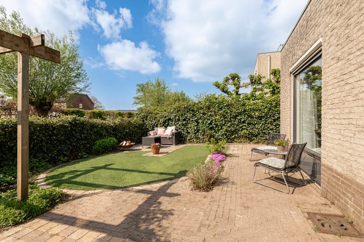 Foto 21 van Buizerdstraat 8