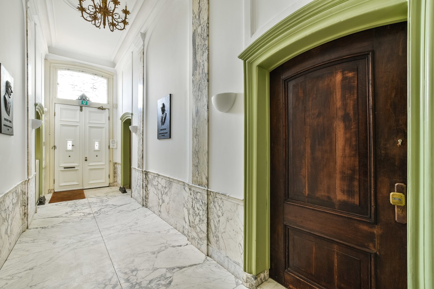 View photo 5 of Amstel 228-B
