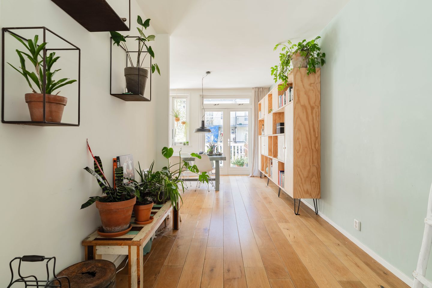 Photo 14 of Orteliusstraat 46-1