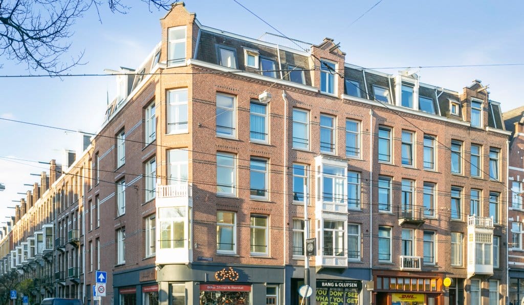 Photo 1 of Van Baerlestraat 118-3