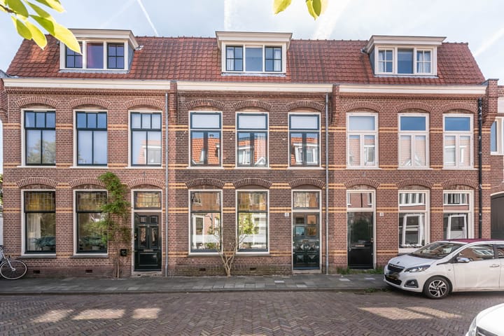View photo of Stuverstraat 11
