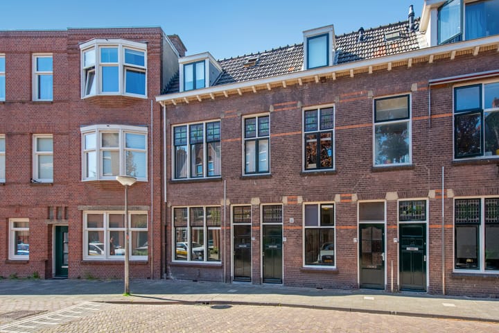 Cornelis Trompstraat 69