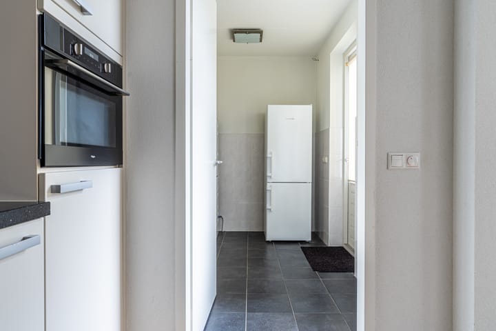 Photo 48 of Delling 2