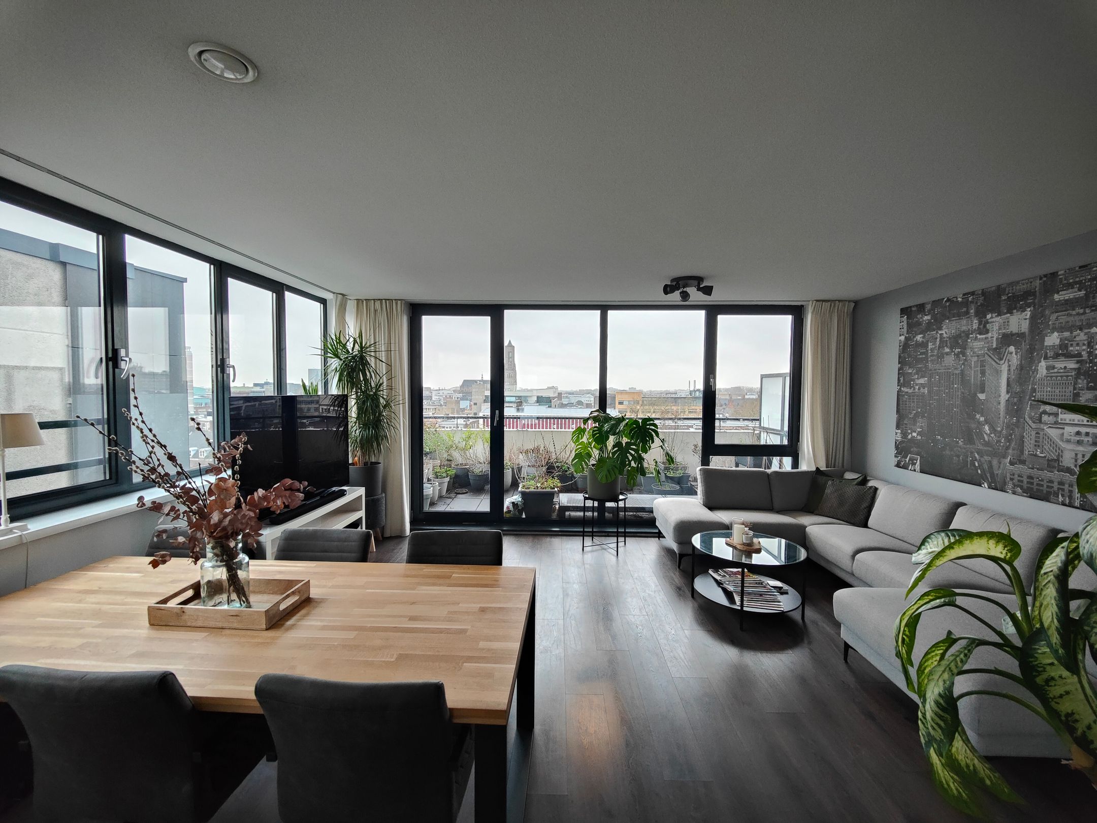 Photo 3 of Jansbuitensingel 20-63