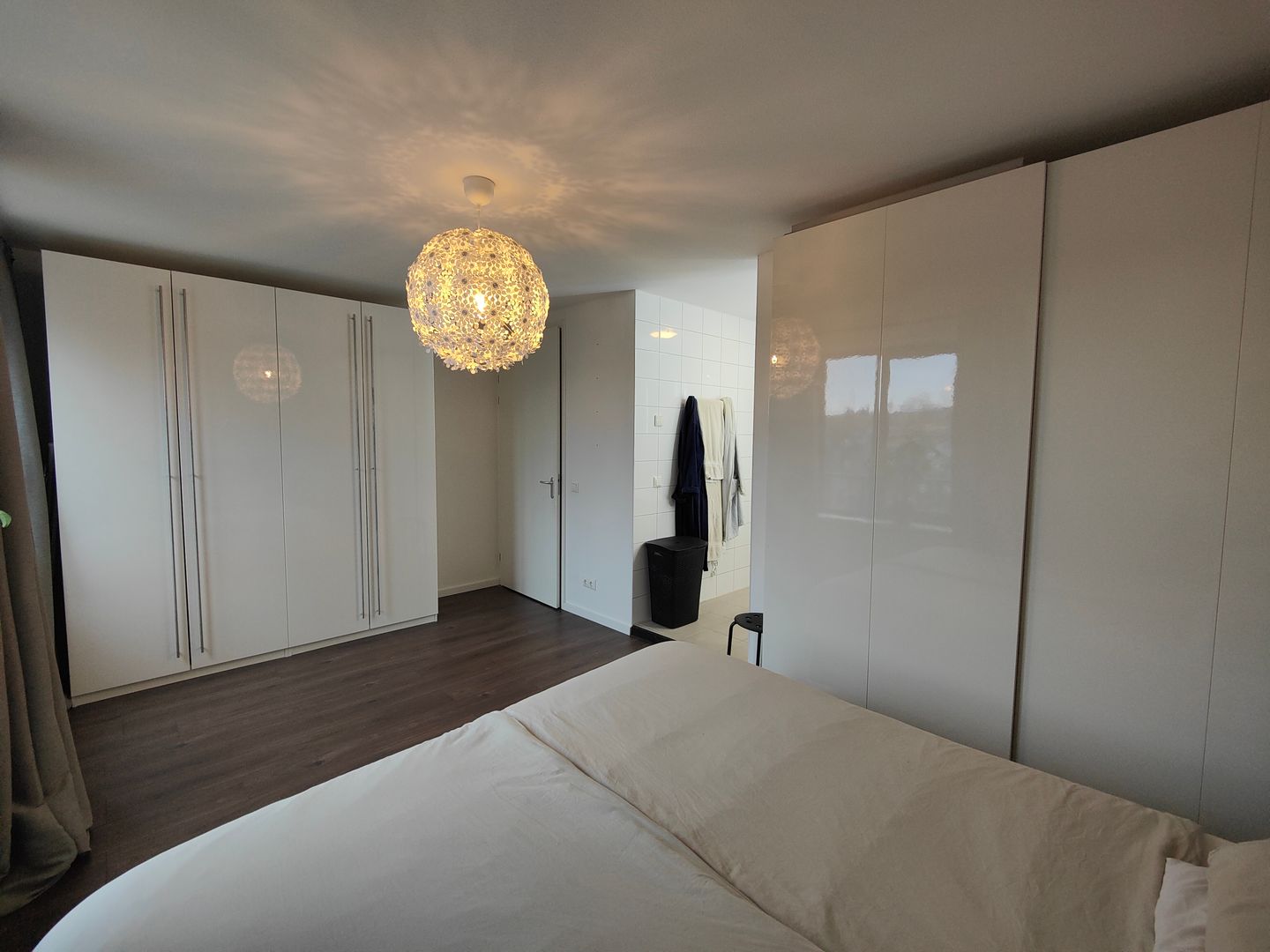 Photo 10 of Jansbuitensingel 20-63