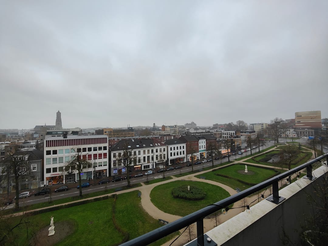 Photo 17 of Jansbuitensingel 20-63