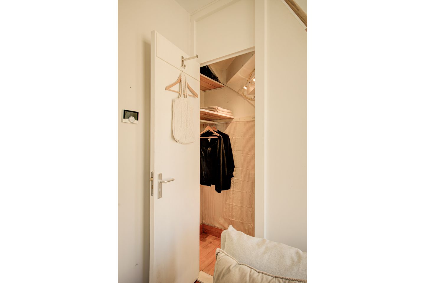 Foto 14 van Kanaalstraat 131-3