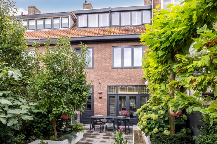 Foto 24 van Piet Avontuurstraat 61