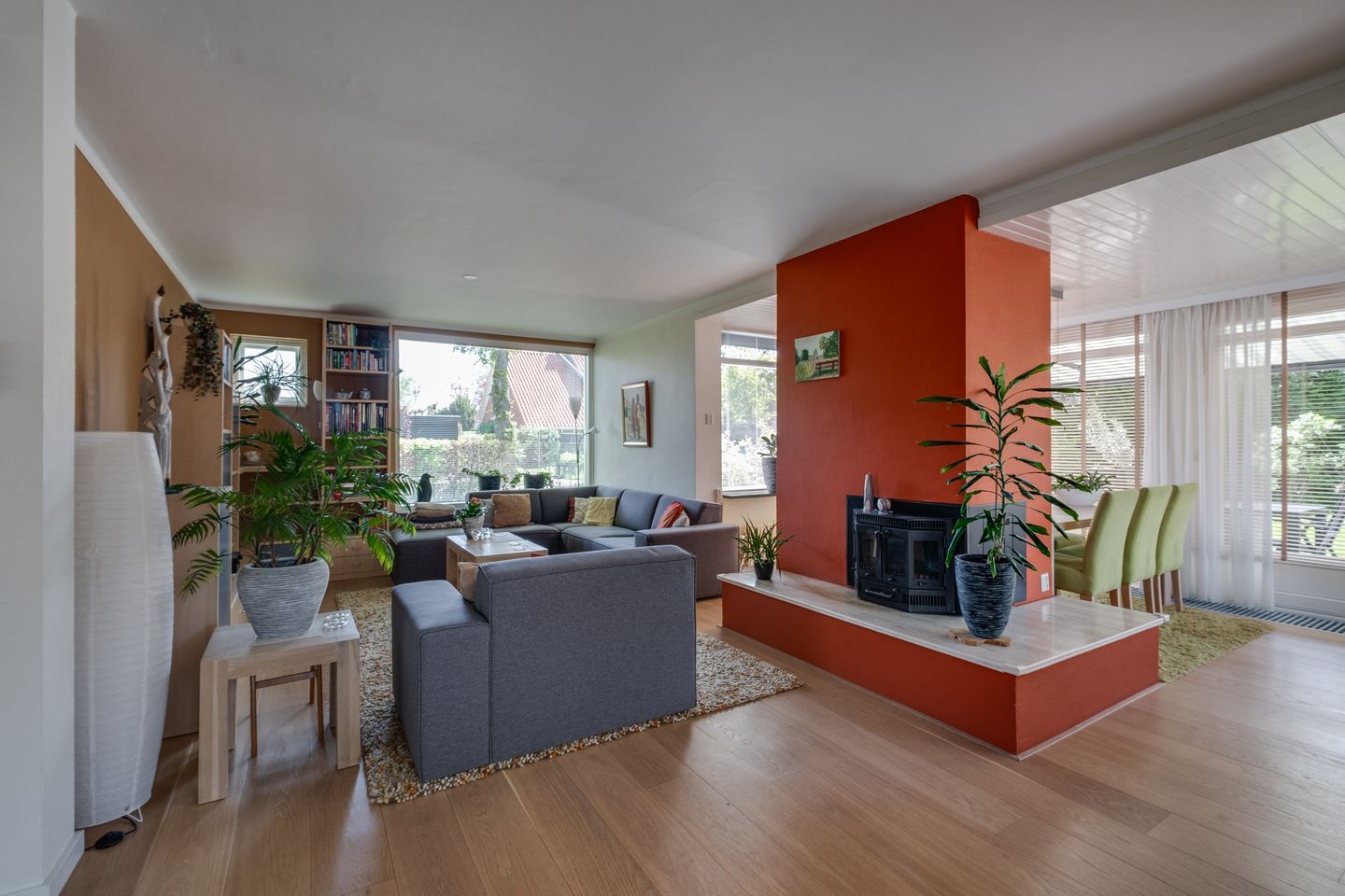 Foto 5 van van Lutterveltplein 10