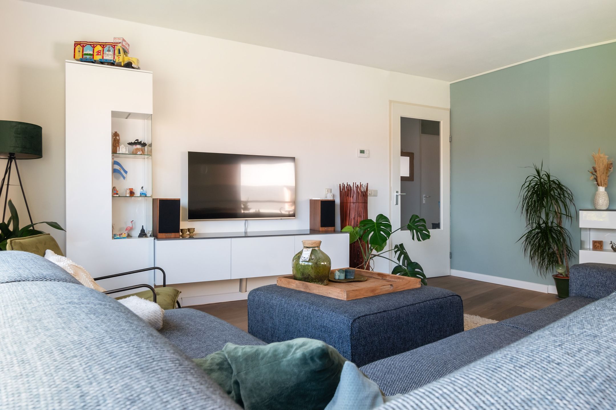 Photo 12 of Plantage 147