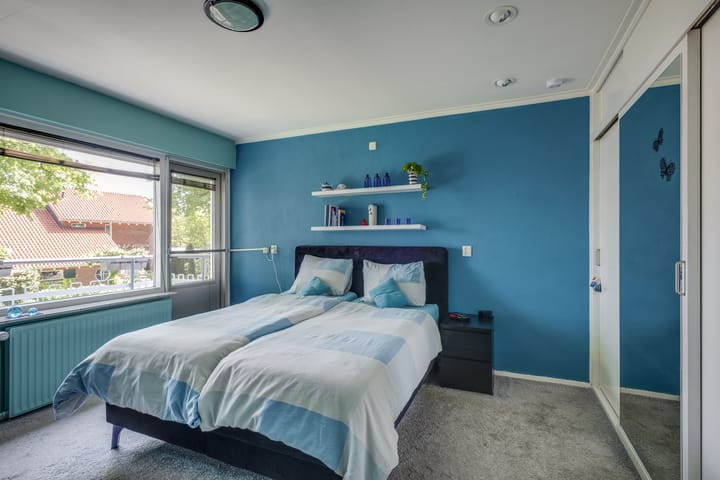 Foto 16 van van Lutterveltplein 10