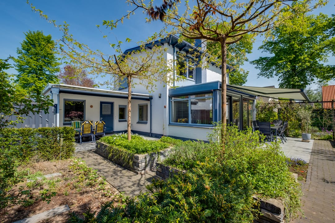 Foto 22 van van Lutterveltplein 10