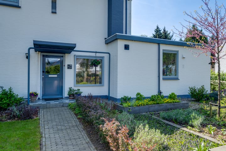 Foto 26 van van Lutterveltplein 10