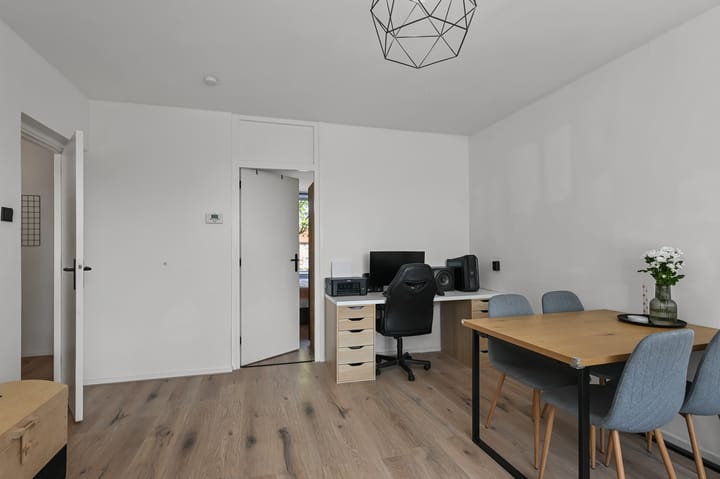 Photo 8 of Goudenregenplantsoen 30