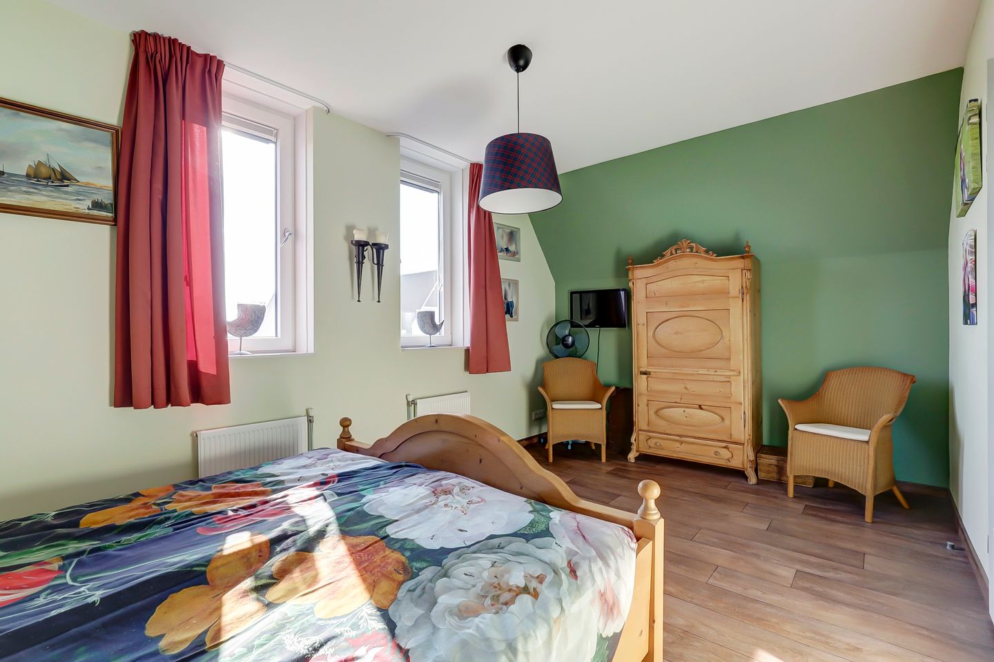 Photo 19 of Reedulf 9