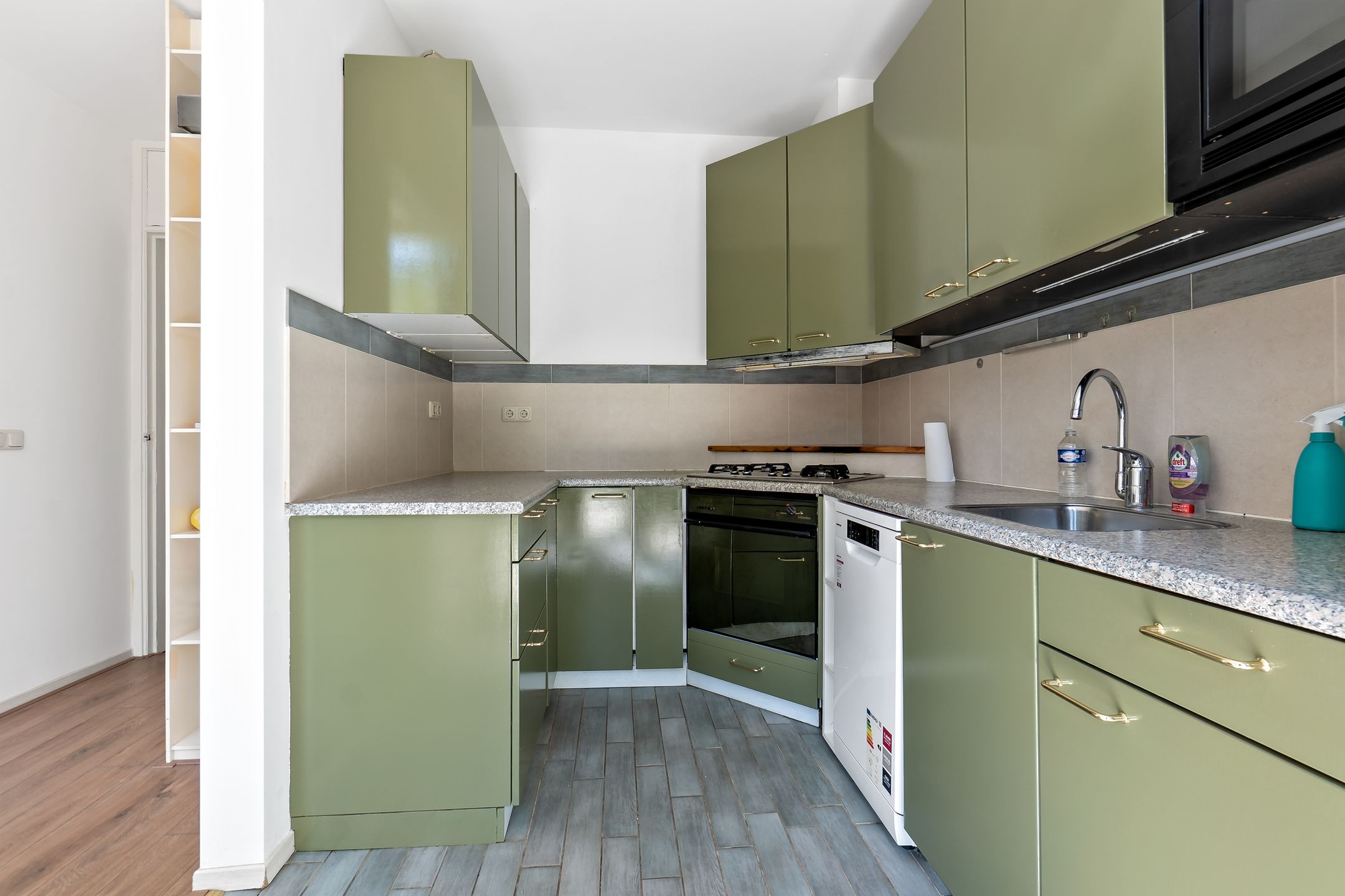 Foto 15 van van Gaesbekestraat 83