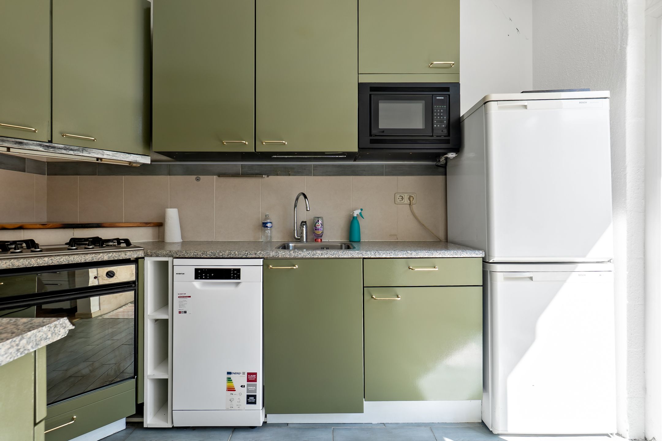 Foto 18 van van Gaesbekestraat 83