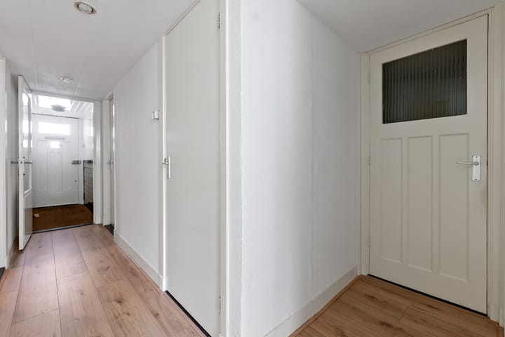 Foto 19 van van Gaesbekestraat 83