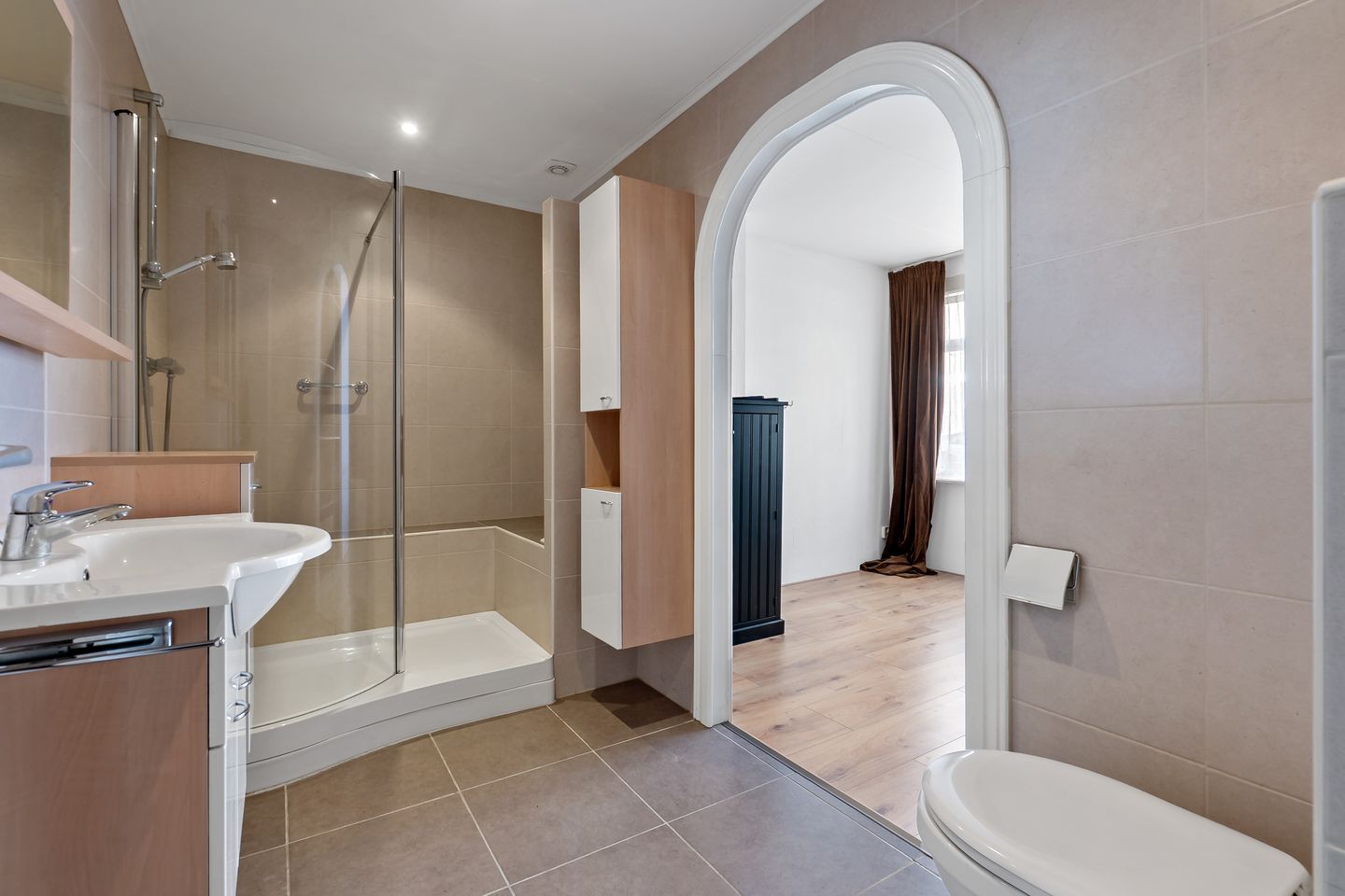 Foto 20 van van Gaesbekestraat 83