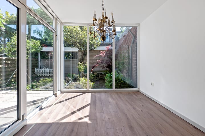 Foto 2 van van Gaesbekestraat 83