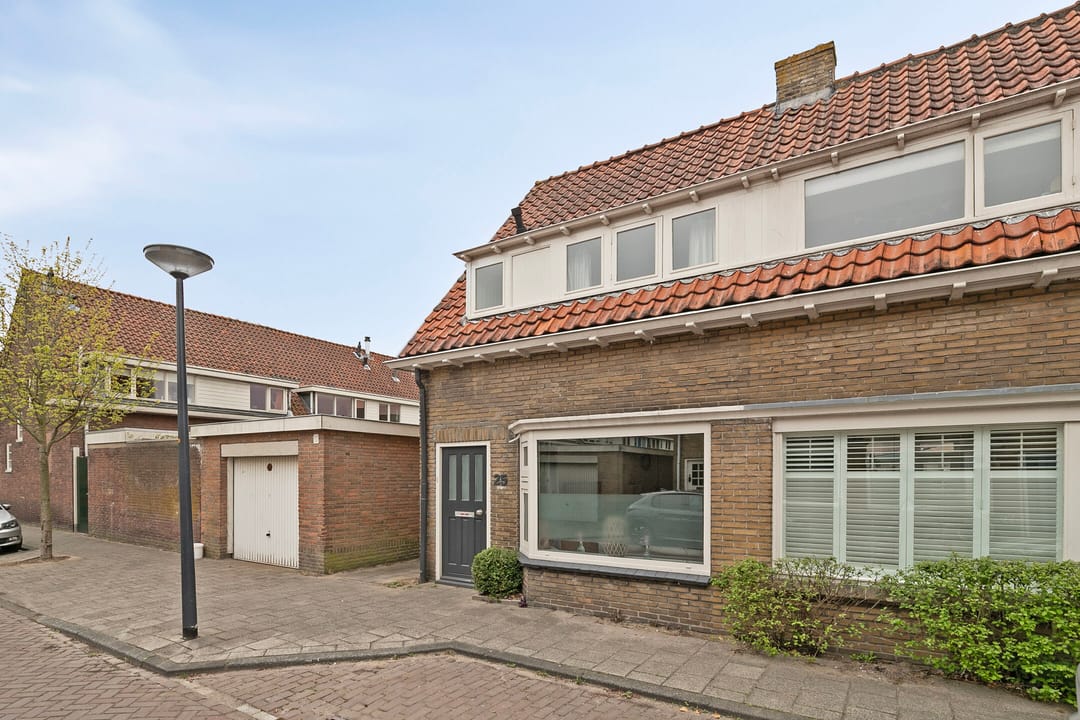 Photo 23 of Cosijnstraat 25