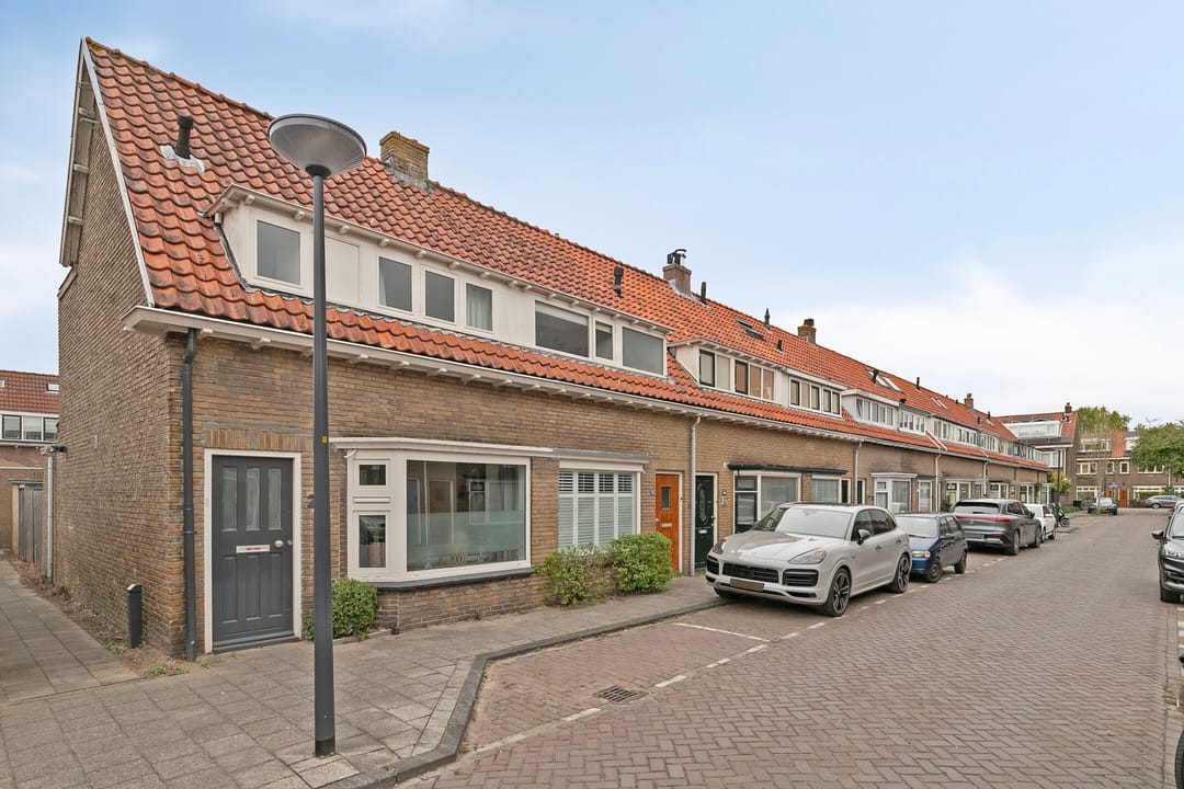 Photo 22 of Cosijnstraat 25