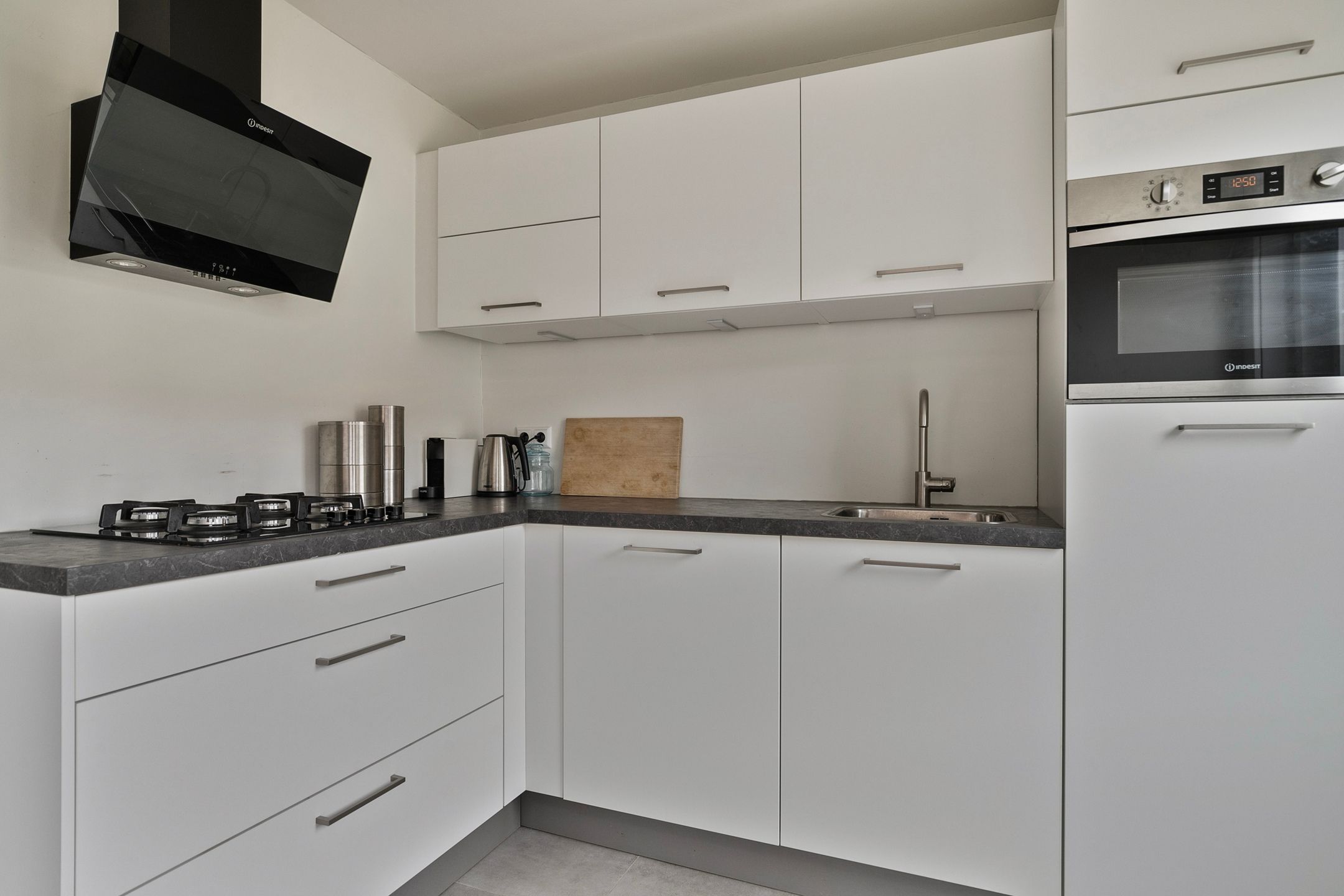 Photo 3 of Cosijnstraat 25