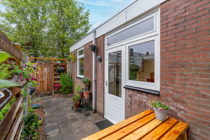 Foto 24 van Kerkweg 19