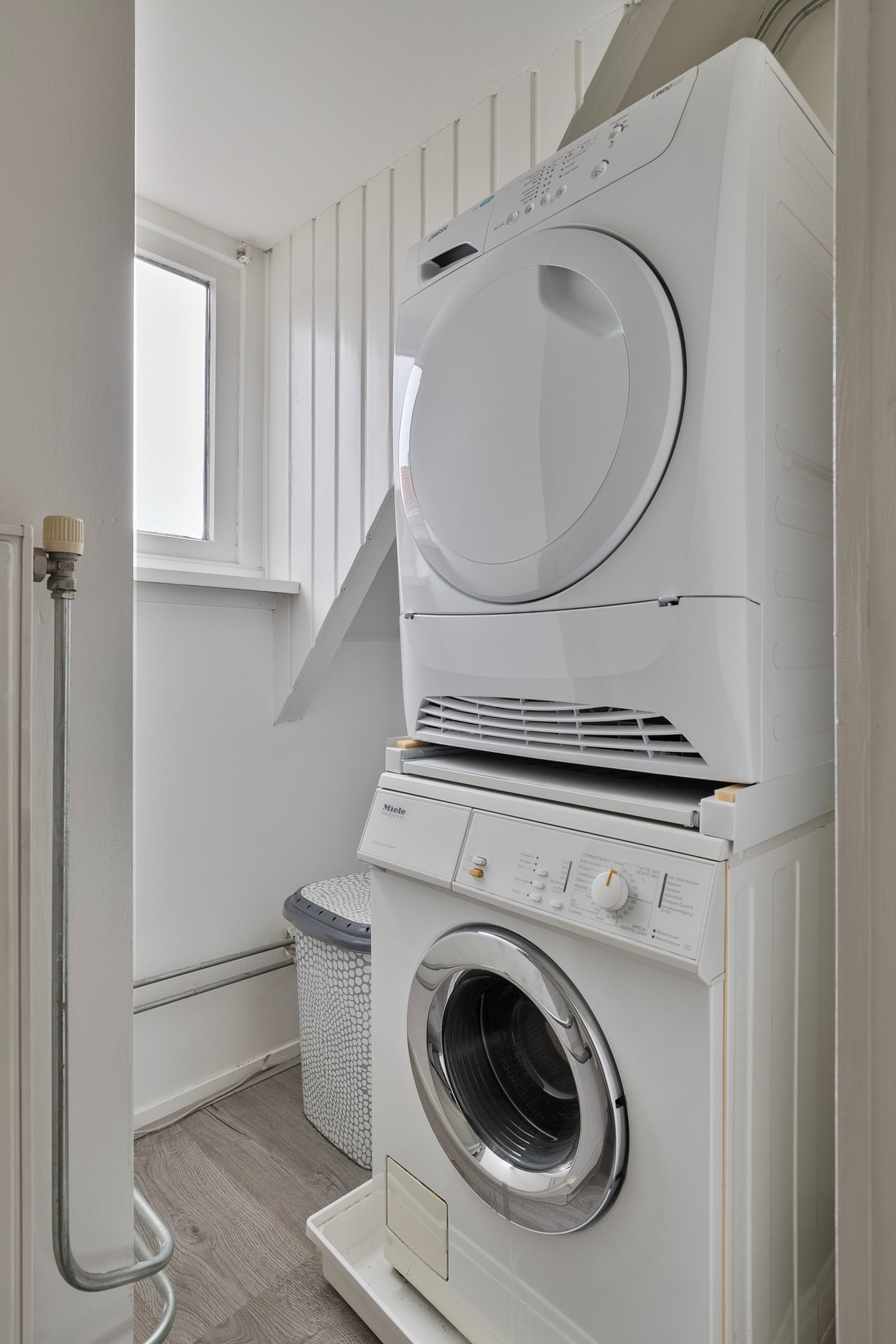 Photo 18 of Cosijnstraat 25