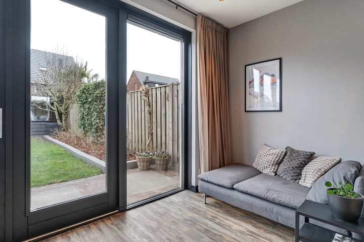 Foto 8 van Vrieswijkstraat 37