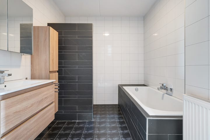 Foto 27 van Vrieswijkstraat 37