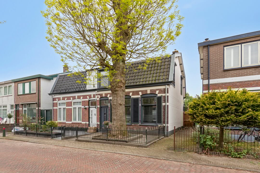 Photo 1 of Geuzenweg 57