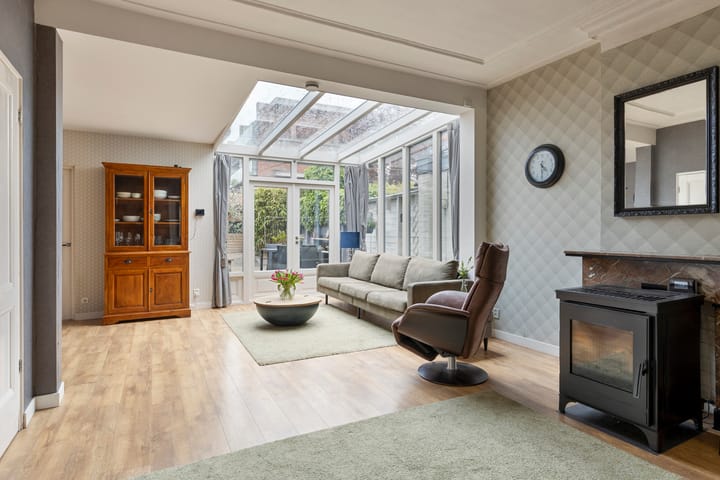 Photo 2 of Geuzenweg 57