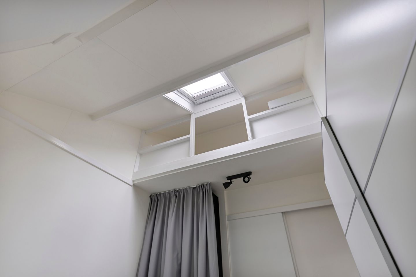 Photo 19 of Geuzenweg 57