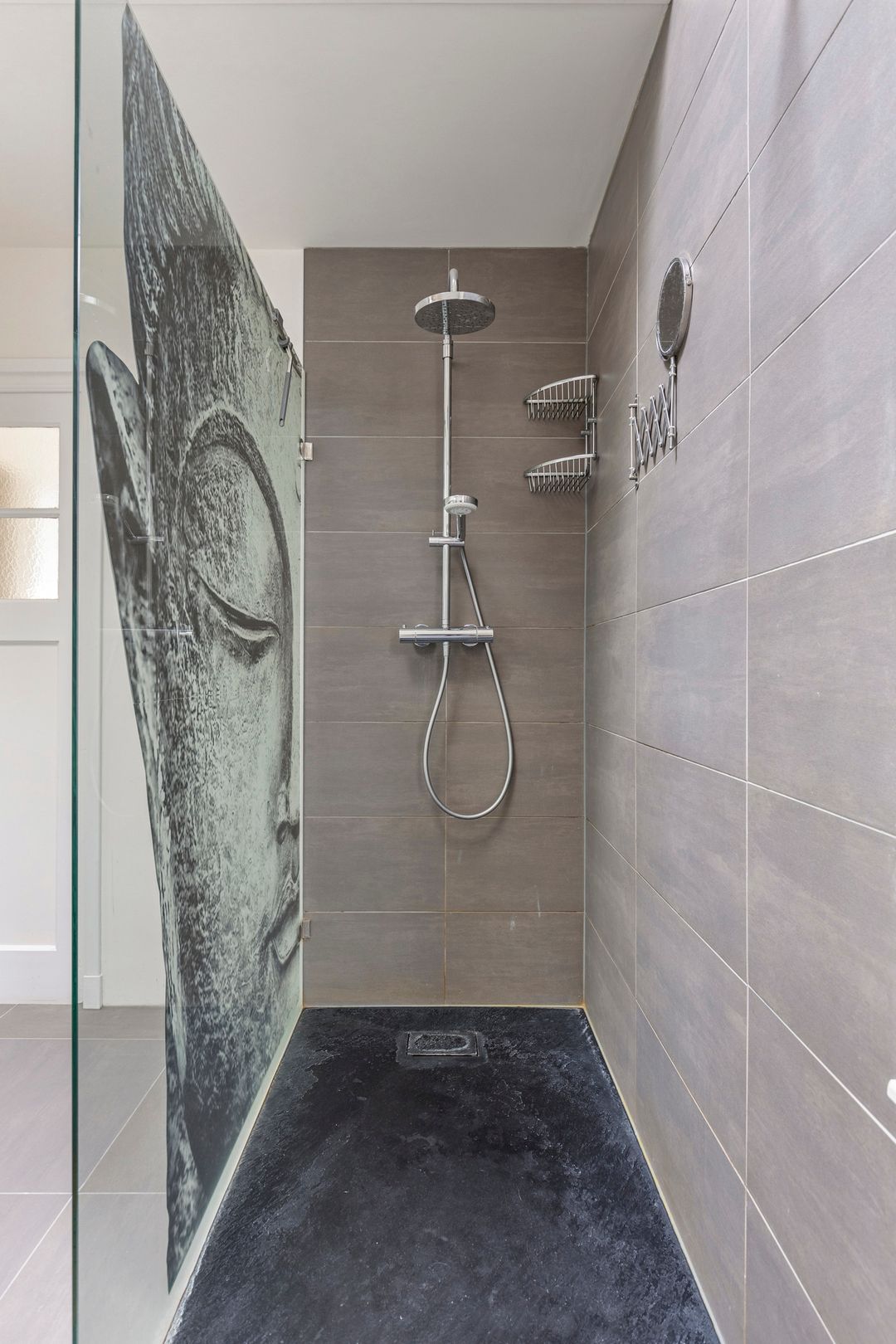 Photo 23 of Geuzenweg 57