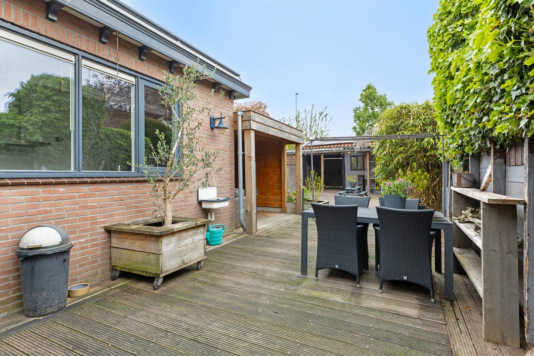 Photo 28 of Geuzenweg 57