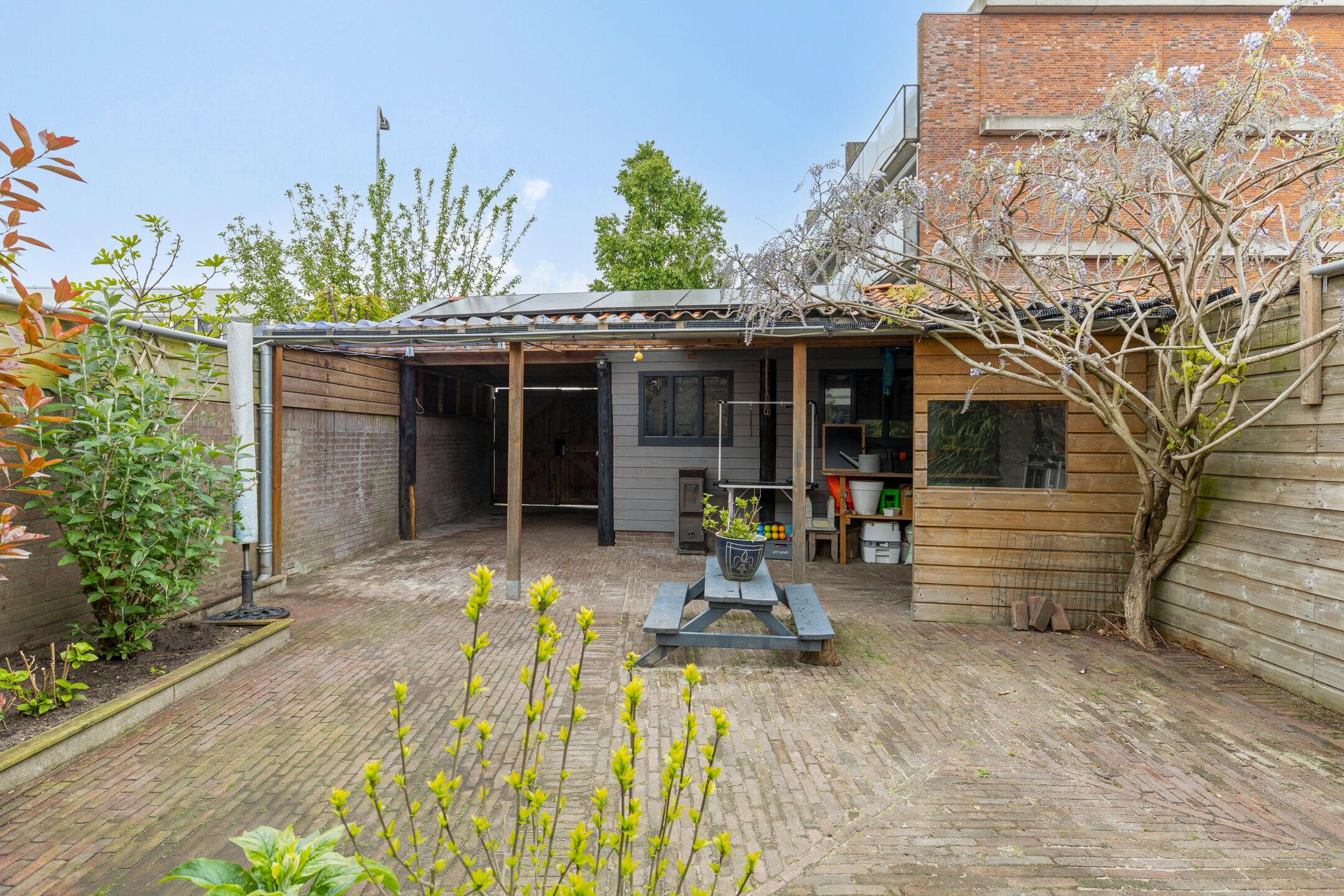 Photo 30 of Geuzenweg 57